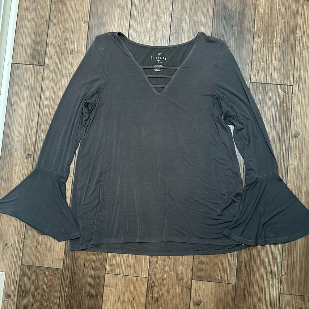 American Eagle, soft and sexy, long sleeve shirt with flares at the wrist